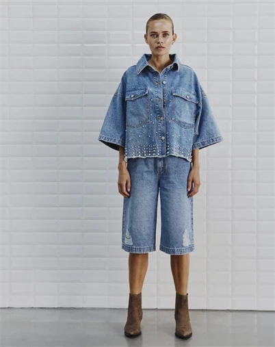 Withblack - WBLWonder Long Bermuda Shorts - Sky Blue